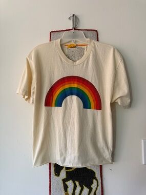 Adorable “Aviator Nation” T-Shirt like new